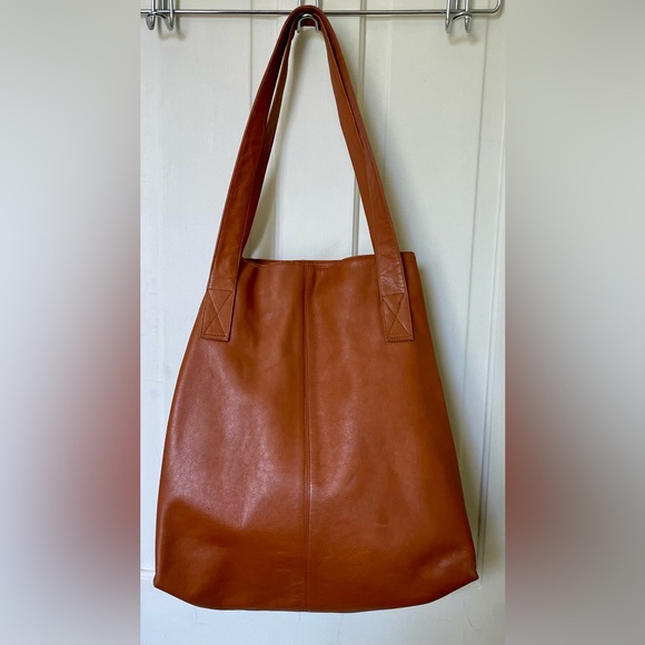 Vintage Leather Tote Bag - Picture 6 of 10